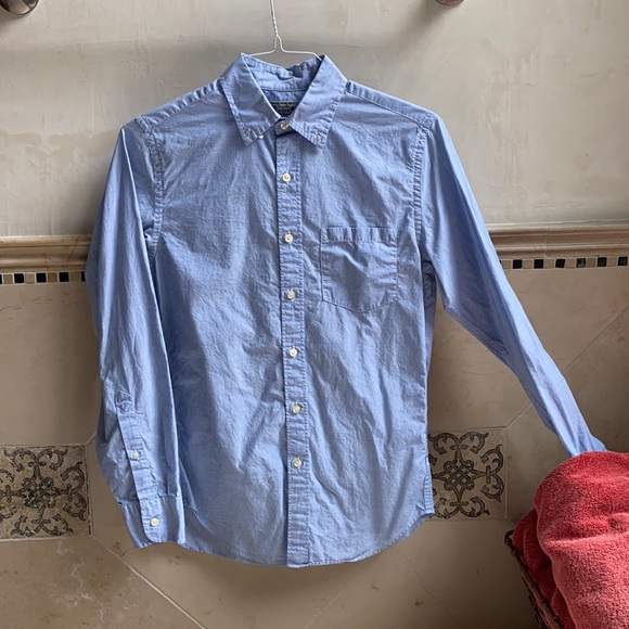 J.Crew lightweight end-on-end fabric button down - Picture 2 of 6